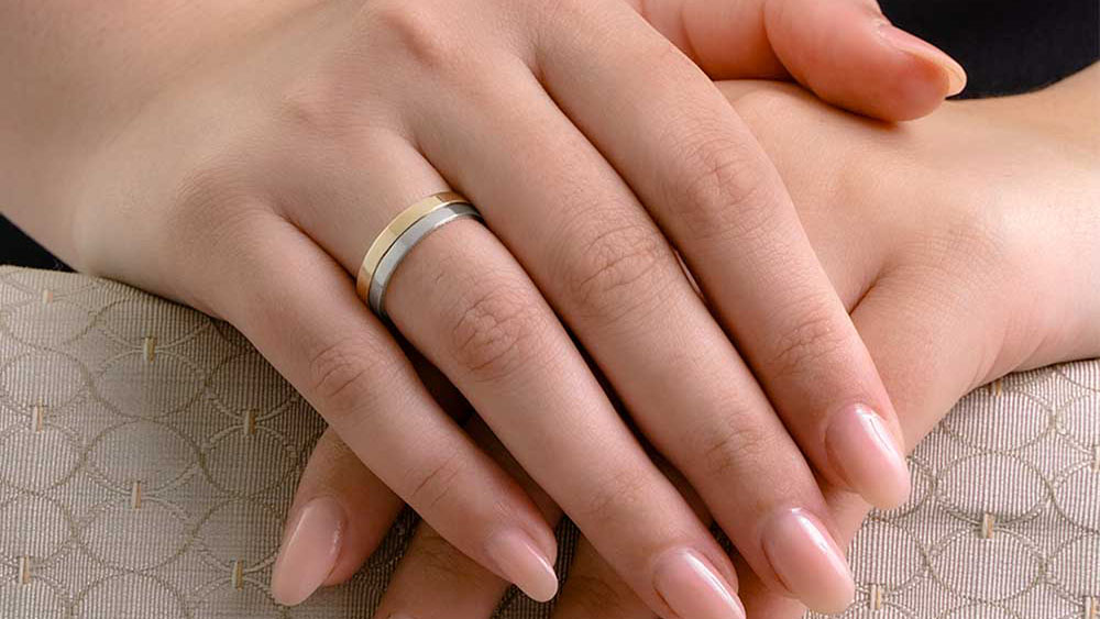 Tendências em alianças de casamento 2025 - O que está em alta
