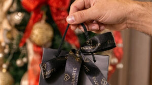 Como escolher a joia ideal para presentear um homem