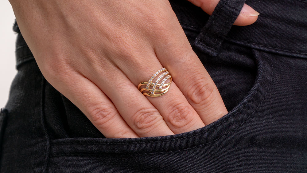 A joia feminina contemporânea