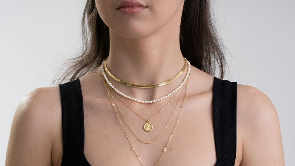 Colares e gargantilhas