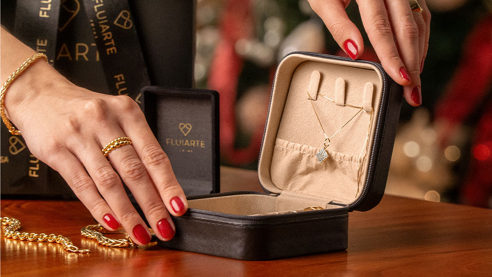 Como usar joias em ocasiões especiais