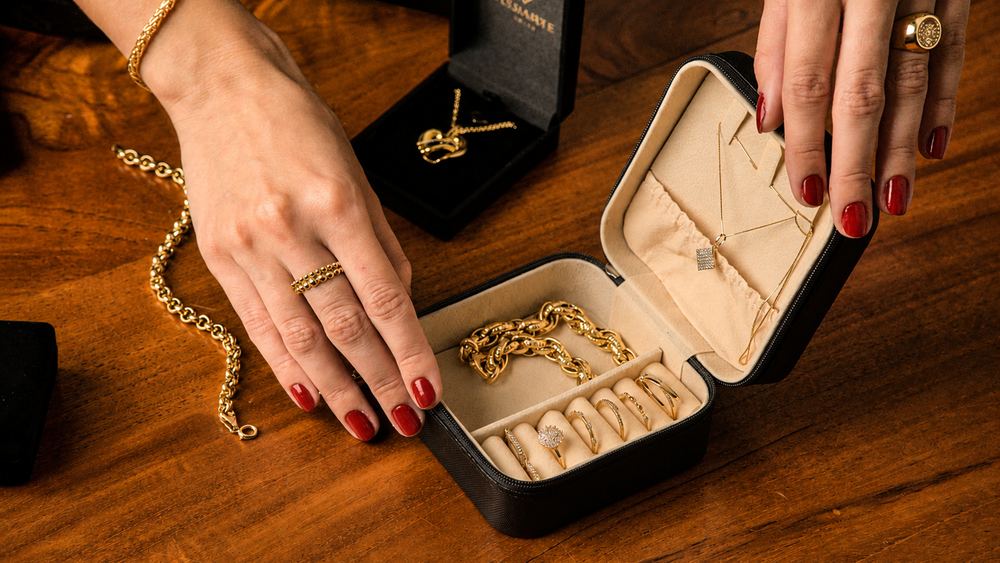 Memórias, histórias e símbolos que atravessam gerações